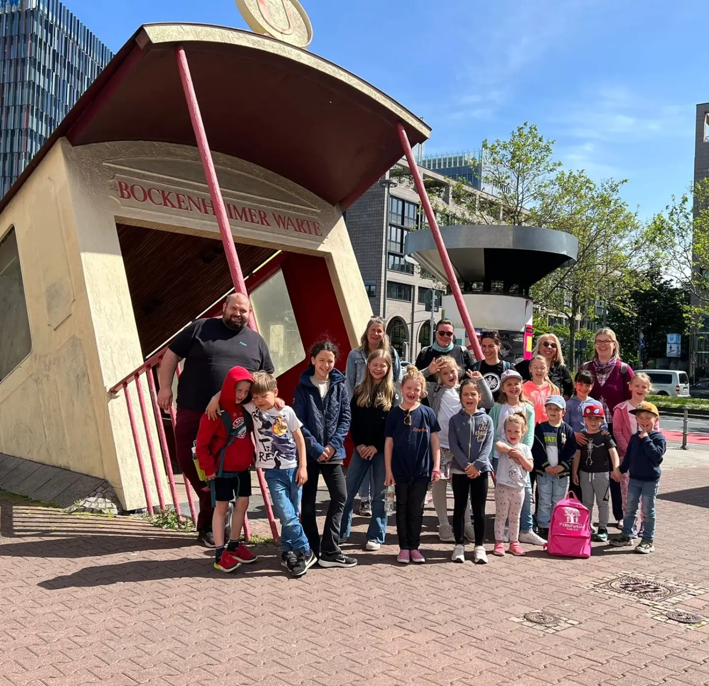 Kinder im Kreis